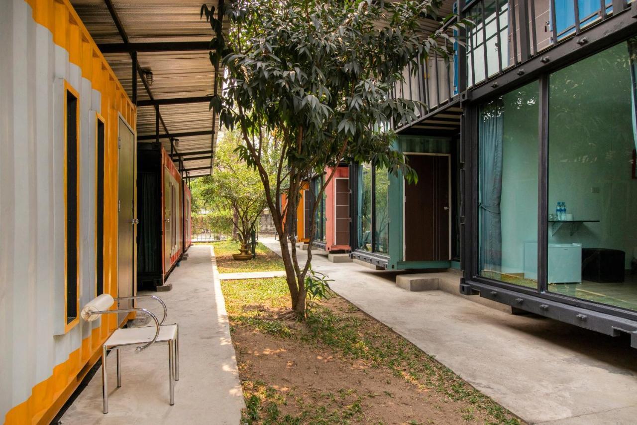 Oyo 673 Nice Sleep Box Hotel Chiang Mai Eksteriør billede