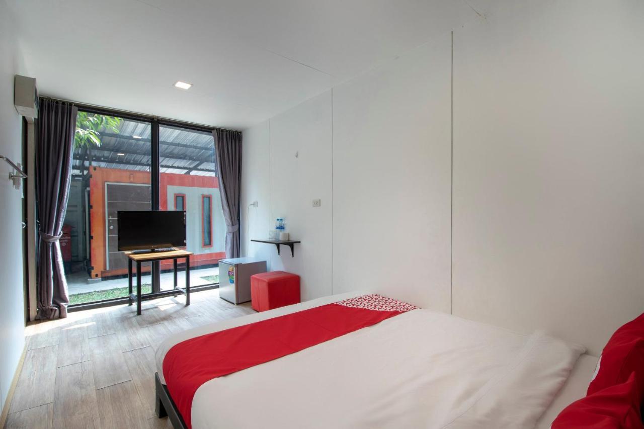 Oyo 673 Nice Sleep Box Hotel Chiang Mai Eksteriør billede