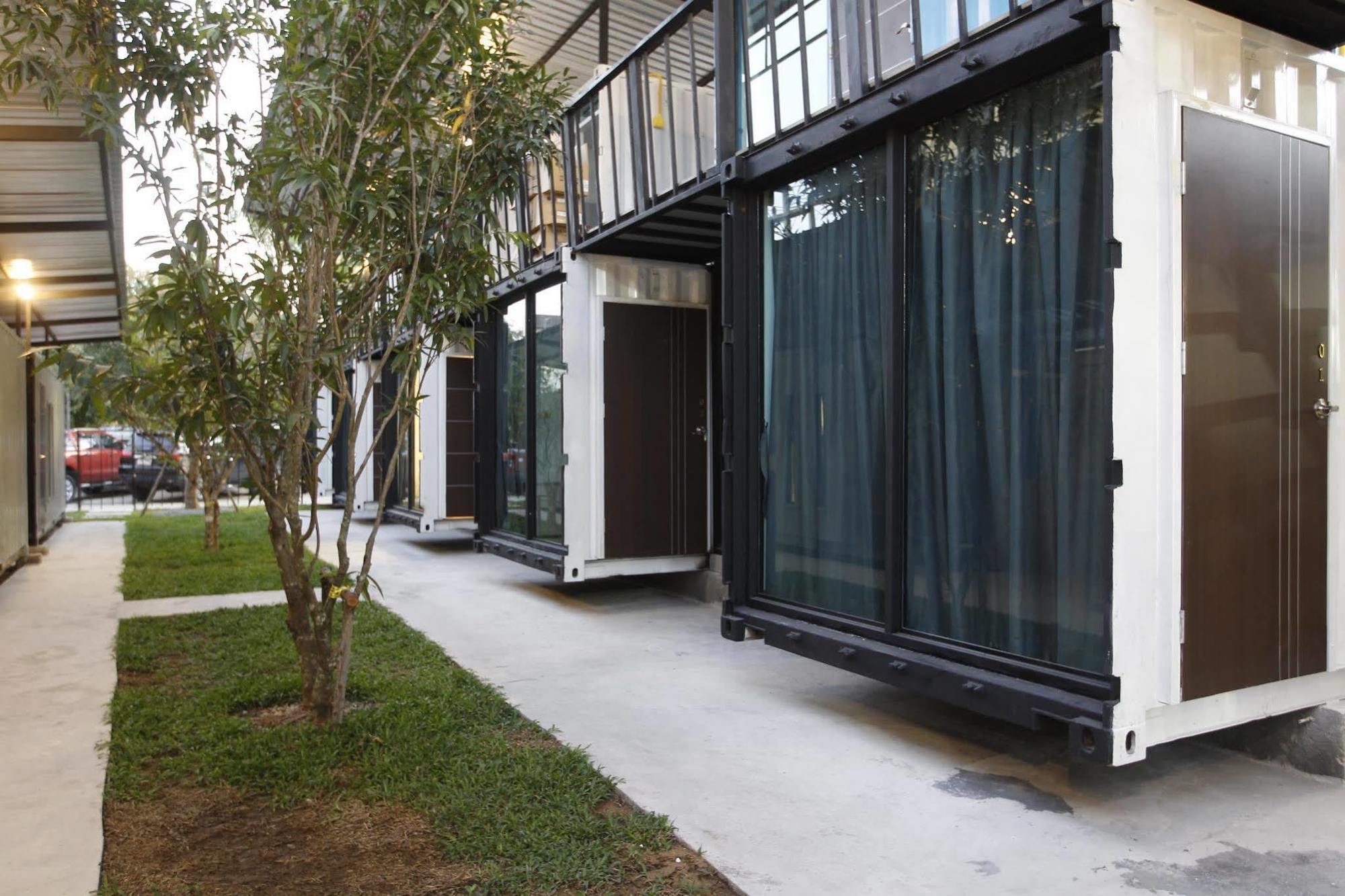 Oyo 673 Nice Sleep Box Hotel Chiang Mai Eksteriør billede